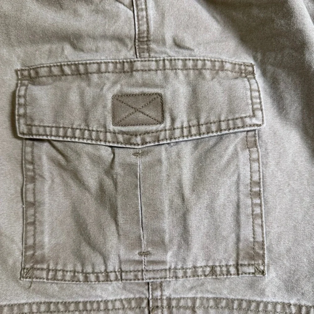 LL Bean Mens Cargo Shorts Khaki Tan Cotton Canvas Elastic Waist 35 224994